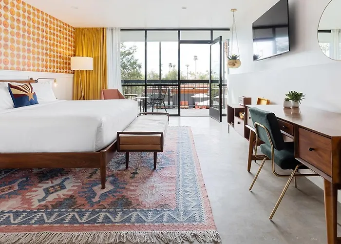 Hotel Rise Uptown Phoenix